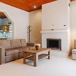 Four Seasons Apartament