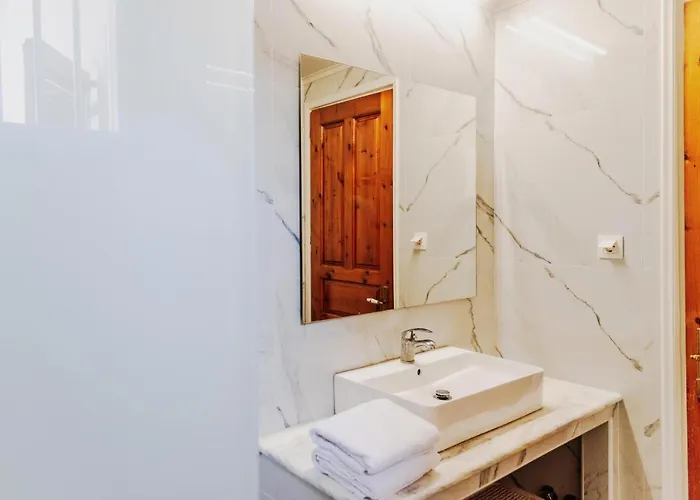 Apartment Four Seasons Lefkímmi