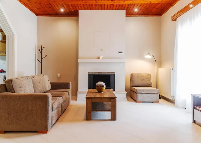 Four Seasons Apartment