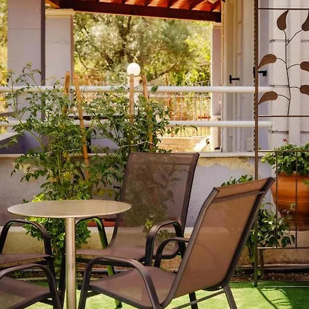 Four Seasons Lefkímmi